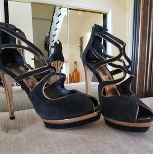 BCBG MAXAZRIA Strapy HEELS BLACK with Gold Trim